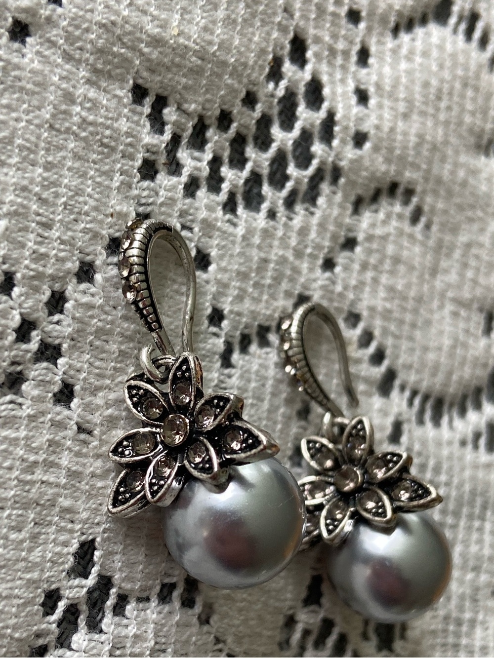 Silver Floral Pearl Drop Earrings - Elegant Silver Pearls